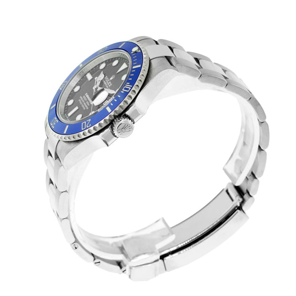 126619_Submariner_WhiteGold_Bl