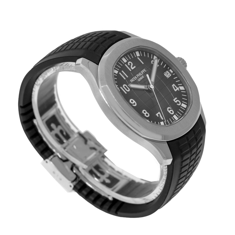 Patek Philippe AQUANAUT Stainless Steel Black embossed Dial & Smooth Bezel 5167-Da Vinci Fine Jewelry